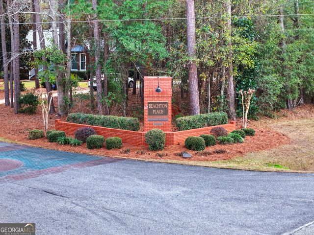 102 Leonards Drive, Thomasville, GA 31792