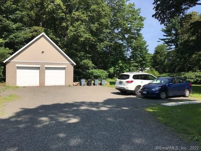 539 Maple Avenue B, Cheshire, CT 06410