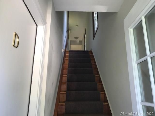 539 Maple Avenue B, Cheshire, CT 06410