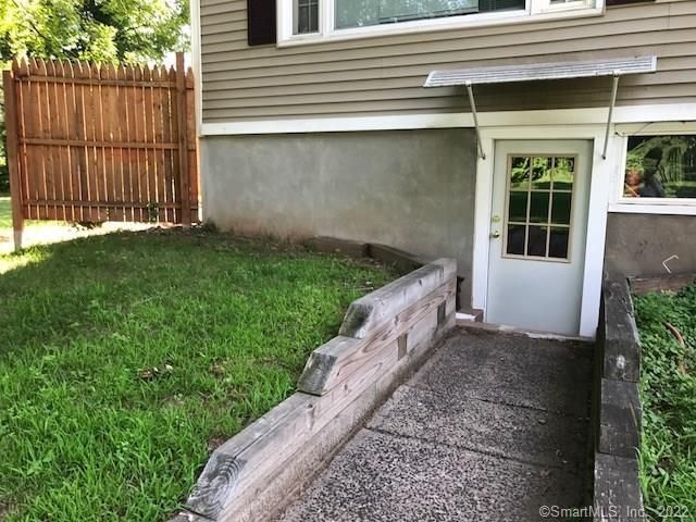 539 Maple Avenue B, Cheshire, CT 06410