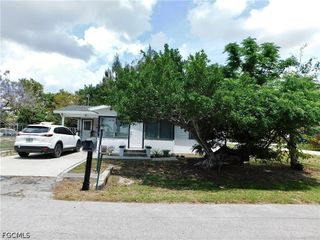 287 Poe AVE, North Fort Myers, FL 33917