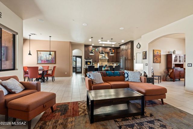 12072 N Portico Place, Oro Valley, AZ 85755