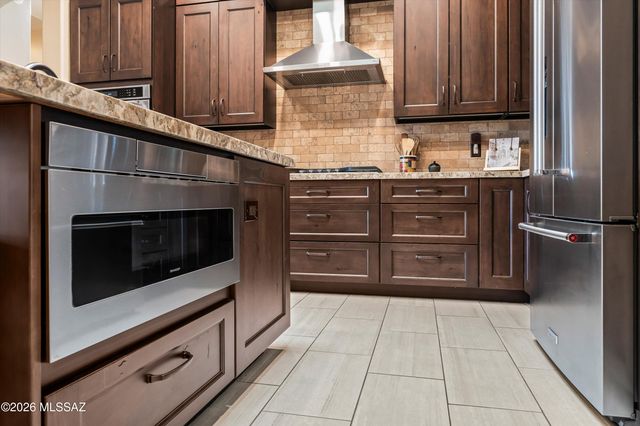 12072 N Portico Place, Oro Valley, AZ 85755