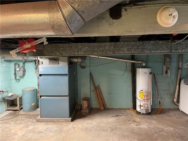 832 Thompson, Donora, PA 15033