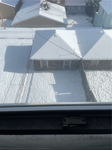 832 Thompson, Donora, PA 15033