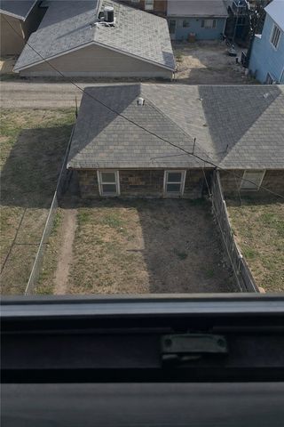 832 Thompson, Donora, PA 15033