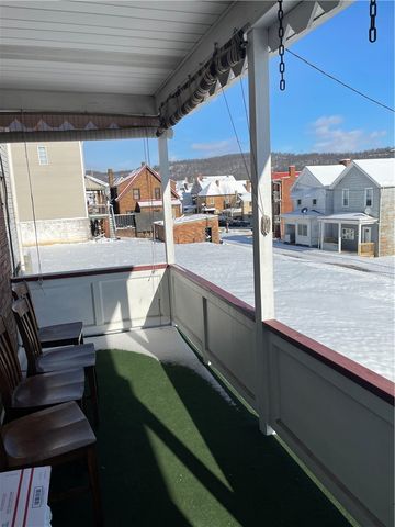 832 Thompson, Donora, PA 15033