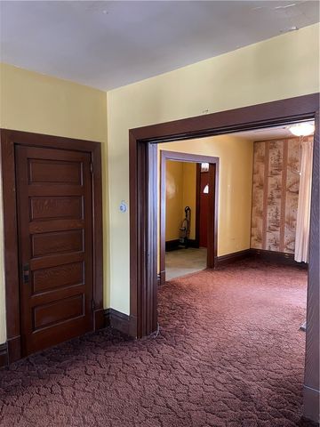 832 Thompson, Donora, PA 15033