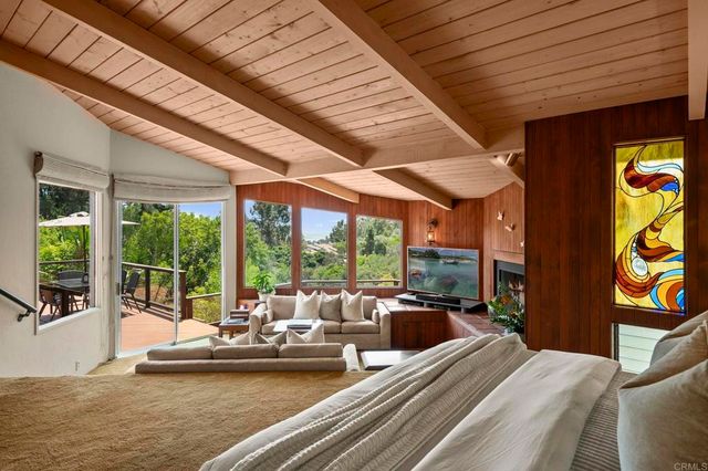 5860 Cactus Way, La Jolla, CA 92037