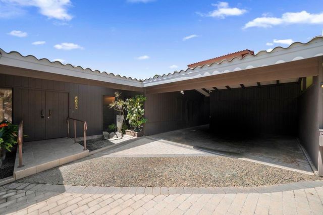 5860 Cactus Way, La Jolla, CA 92037