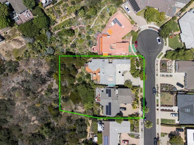 5860 Cactus Way, La Jolla, CA 92037