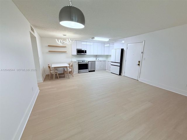 9352 S Belfort Cir 109, Tamarac, FL 33321
