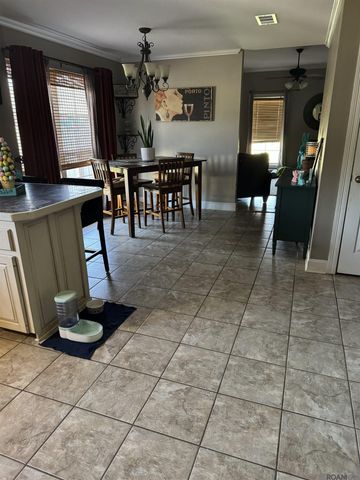 34117 Hawks Cove, Denham Springs, LA 70706