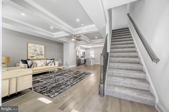 726 N GRANTLEY ST, Baltimore, MD 21229