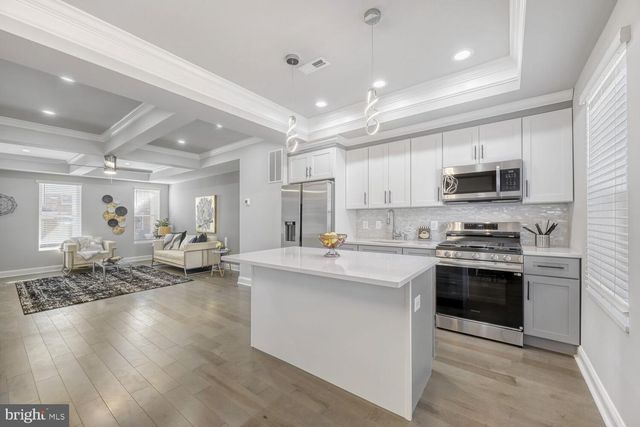 726 N GRANTLEY ST, Baltimore, MD 21229