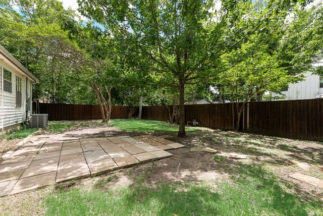 1223 Casa Vale Drive, Dallas, TX 75218