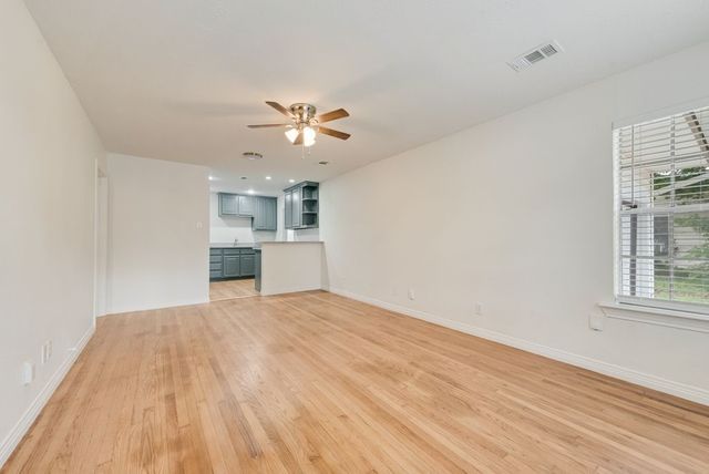 1223 Casa Vale Drive, Dallas, TX 75218
