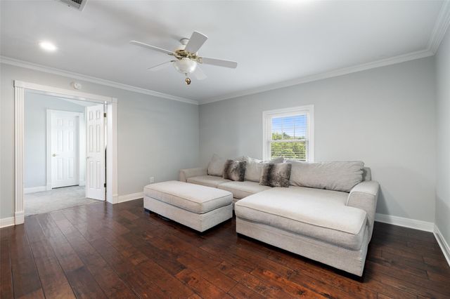 17700 N Rim DR, Leander, TX 78641