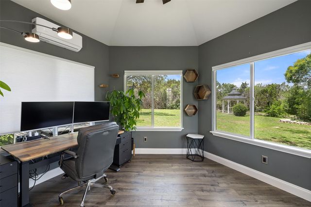 17700 N Rim DR, Leander, TX 78641