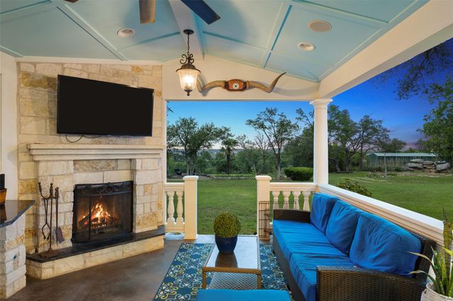 17700 N Rim DR, Leander, TX 78641