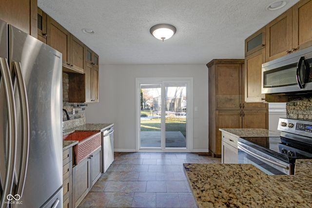 1536 Rolling Ridge Drive, Noblesville, IN 46060