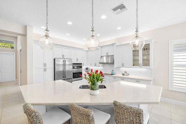 13406 Plaza Del Sol Court, Delray Beach, FL 33446