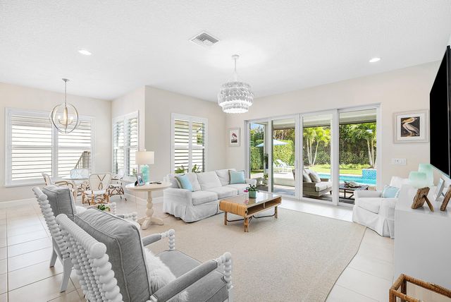 13406 Plaza Del Sol Court, Delray Beach, FL 33446