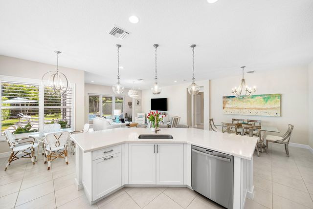 13406 Plaza Del Sol Court, Delray Beach, FL 33446