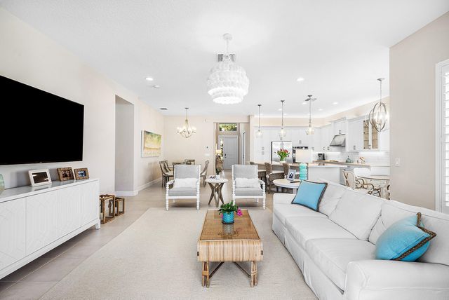 13406 Plaza Del Sol Court, Delray Beach, FL 33446