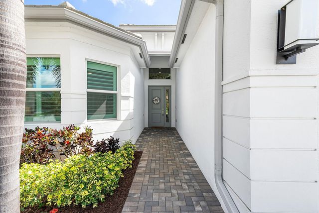 13406 Plaza Del Sol Court, Delray Beach, FL 33446