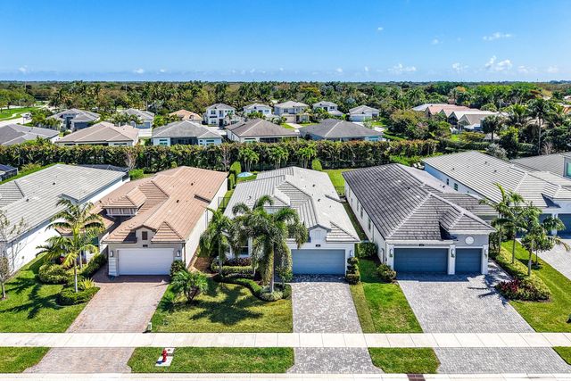 13406 Plaza Del Sol Court, Delray Beach, FL 33446