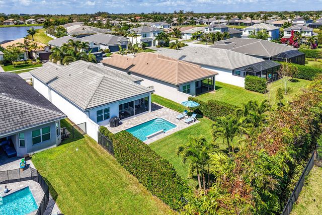 13406 Plaza Del Sol Court, Delray Beach, FL 33446