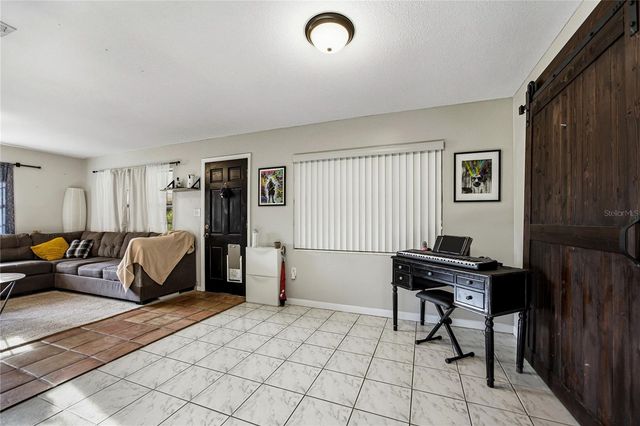 7803 SE US HIGHWAY 301, Hawthorne, FL 32640