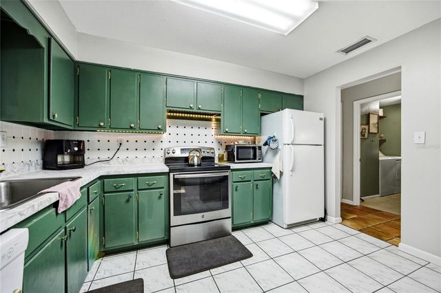 7803 SE US HIGHWAY 301, Hawthorne, FL 32640