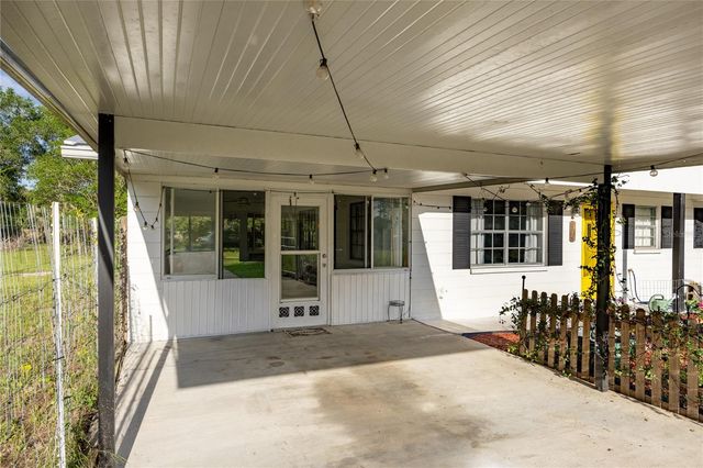 7803 SE US HIGHWAY 301, Hawthorne, FL 32640