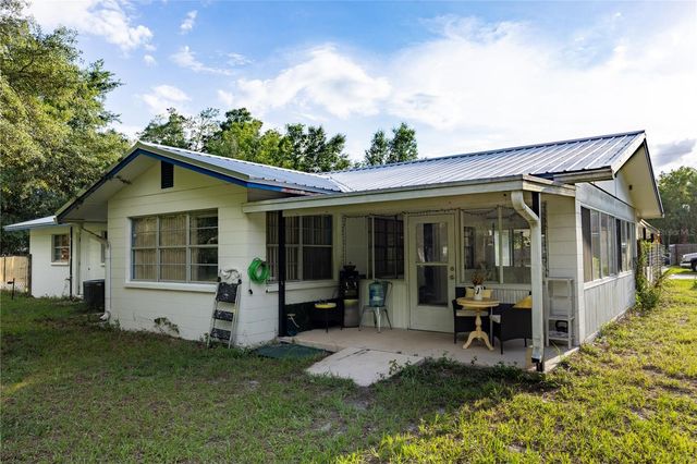 7803 SE US HIGHWAY 301, Hawthorne, FL 32640