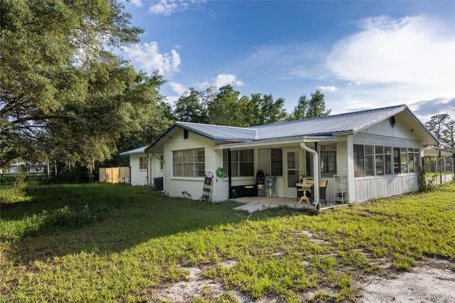 7803 SE US HIGHWAY 301, Hawthorne, FL 32640