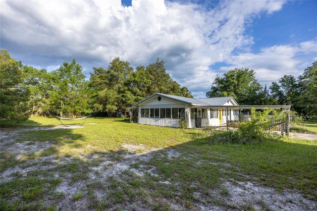 7803 SE US HIGHWAY 301, Hawthorne, FL 32640