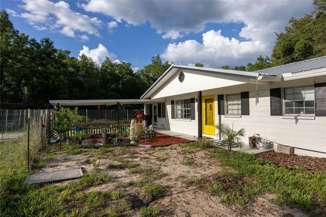 7803 SE US HIGHWAY 301, Hawthorne, FL 32640