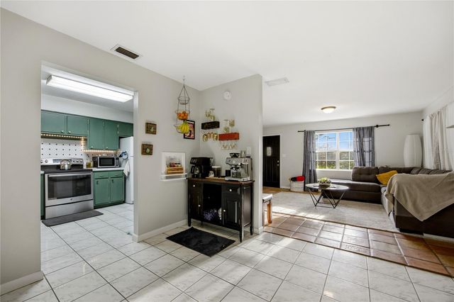 7803 SE US HIGHWAY 301, Hawthorne, FL 32640