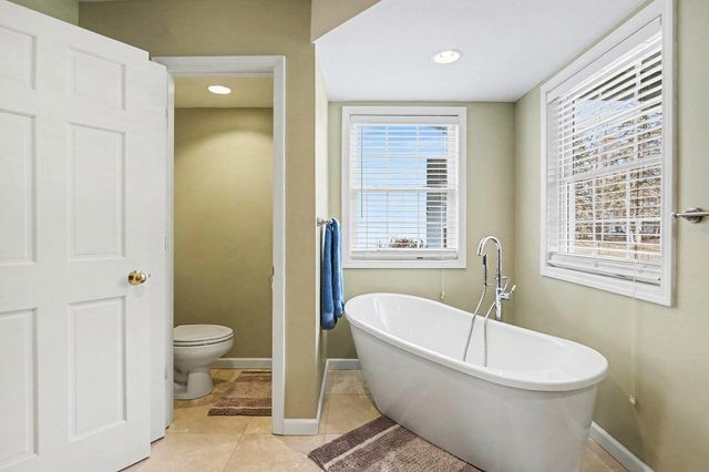 7663 Bay Meadow, Morton Twp, MI 49346