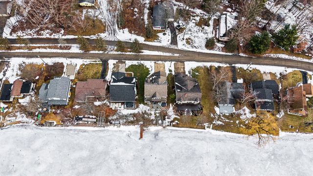 7663 Bay Meadow, Morton Twp, MI 49346