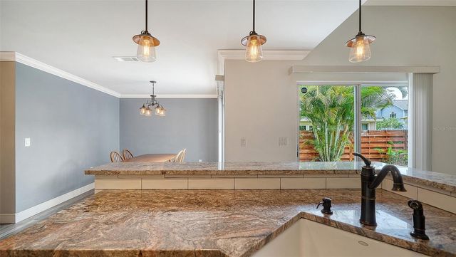361 BEARDED OAKS CIRCLE, Sarasota, FL 34232