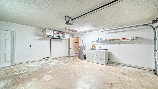 361 BEARDED OAKS CIRCLE, Sarasota, FL 34232