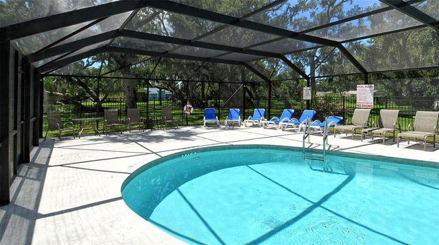 361 BEARDED OAKS CIRCLE, Sarasota, FL 34232
