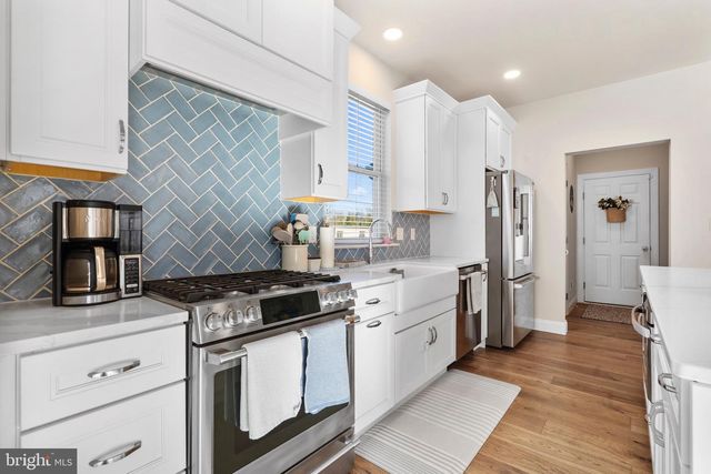 2408 DIAMOND ST, Sellersville, PA 18960