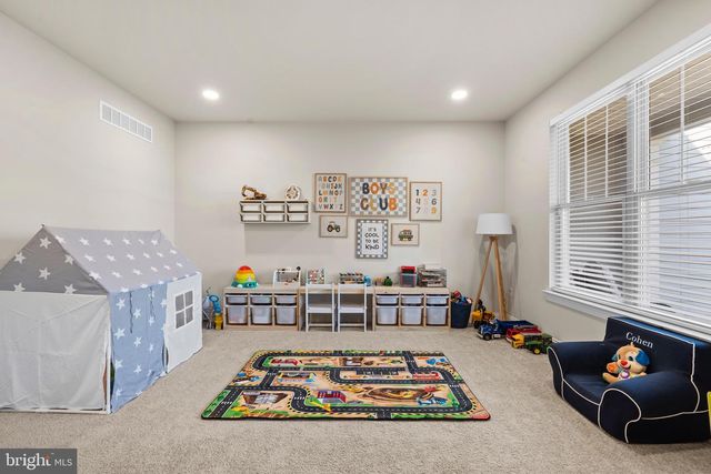 2408 DIAMOND ST, Sellersville, PA 18960