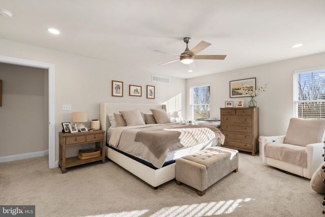 2408 DIAMOND ST, Sellersville, PA 18960