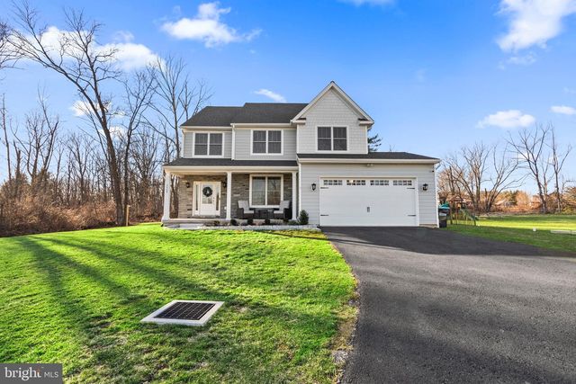 2408 DIAMOND ST, Sellersville, PA 18960