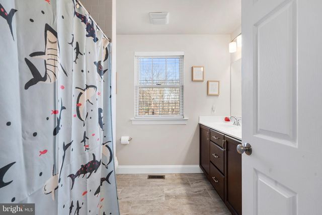 2408 DIAMOND ST, Sellersville, PA 18960